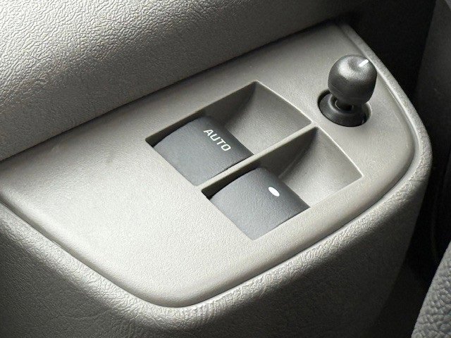 2025 Chevrolet Express Cargo 2500 photo 22