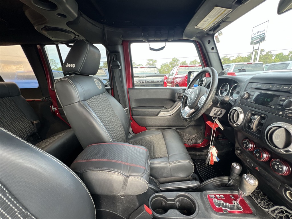 2012 Jeep Wrangler Unlimited Freedom photo 16