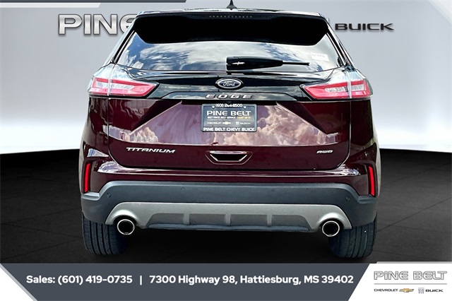 2024 Ford Edge Titanium photo 4