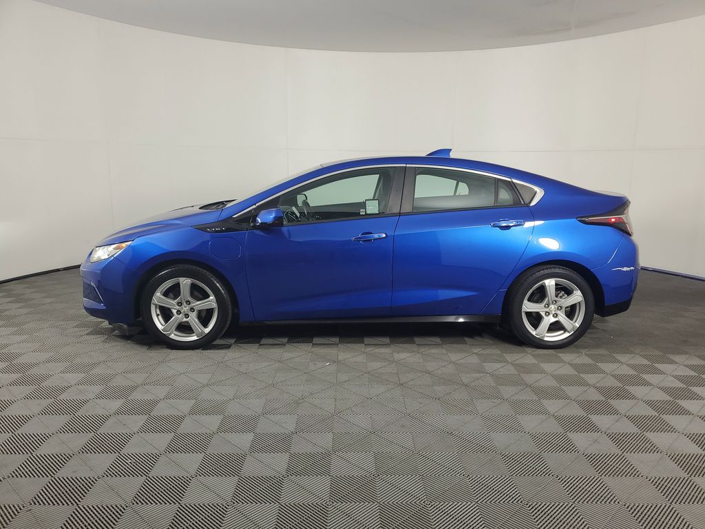 2016 Chevrolet Volt LT photo 7