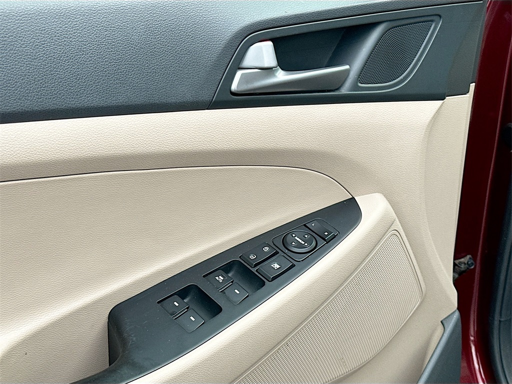 2017 Hyundai Tucson Value photo 11