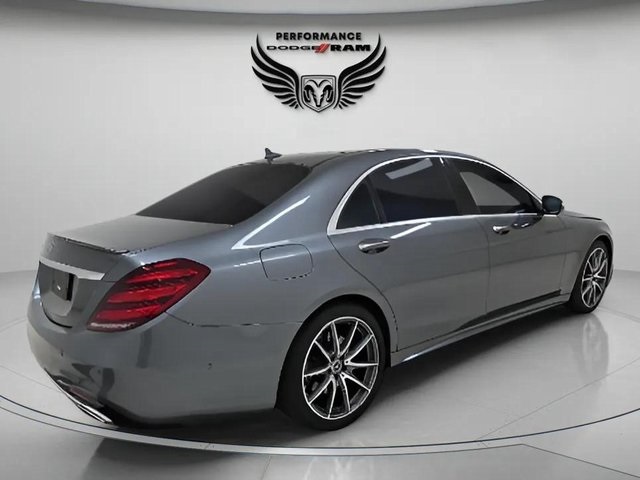 2019 Mercedes Benz S 560 photo 4