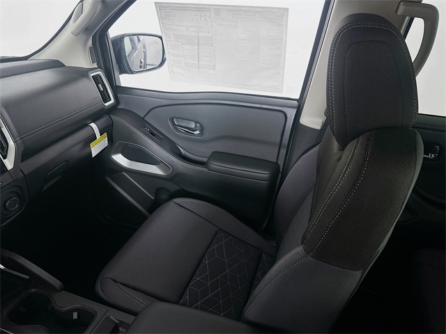 2025 Nissan Frontier SV photo 20