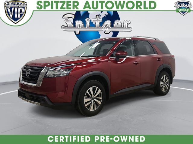 2023 Nissan Pathfinder SL's photo