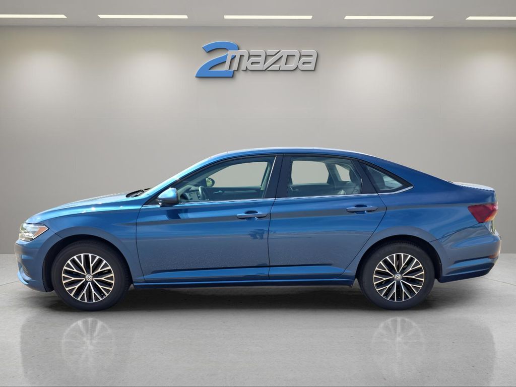 2019 Volkswagen Jetta SE photo 2
