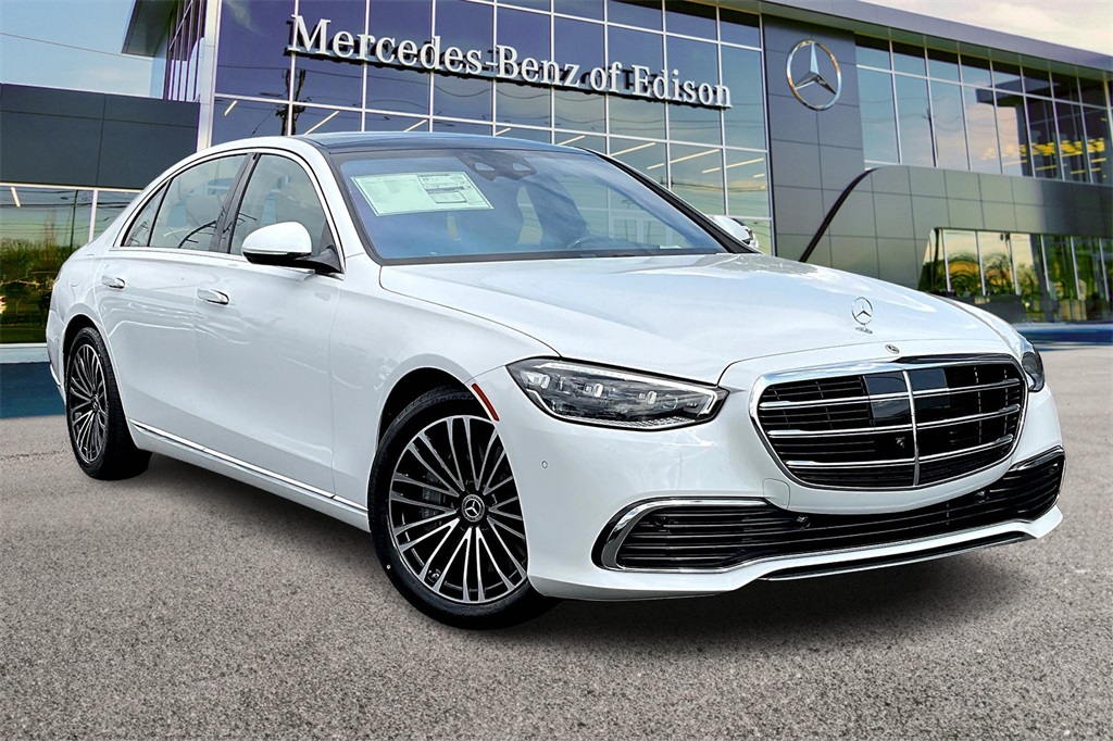 2025 Mercedes-Benz S-Class S 580's photo
