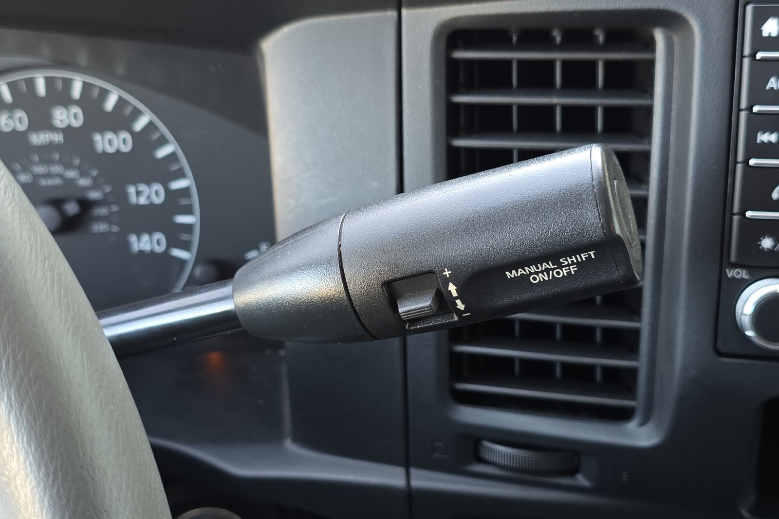 2020 Nissan NV3500 photo 13