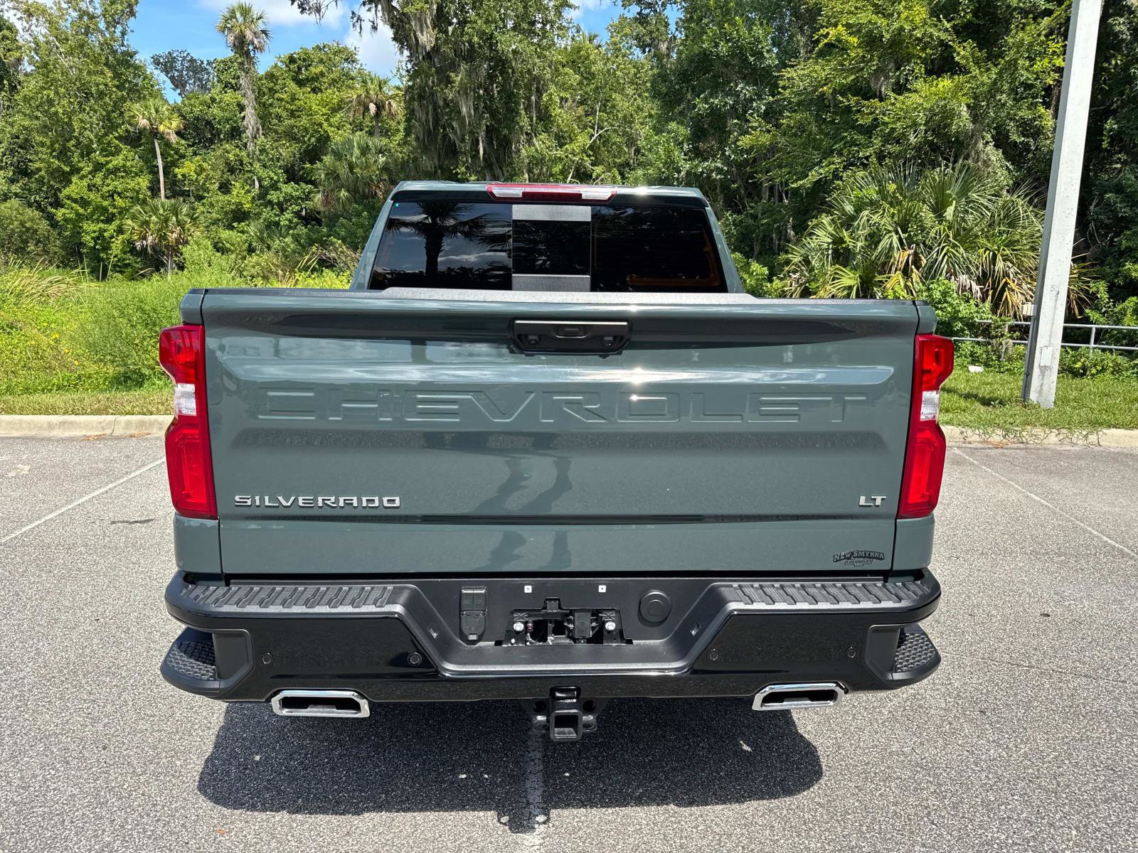 2025 Chevrolet Silverado 1500 LT Trail Boss photo 3