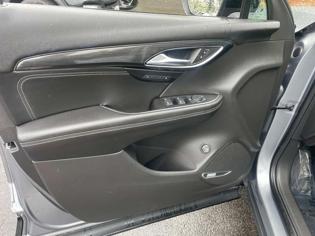 2021 Buick Envision Essence photo 18