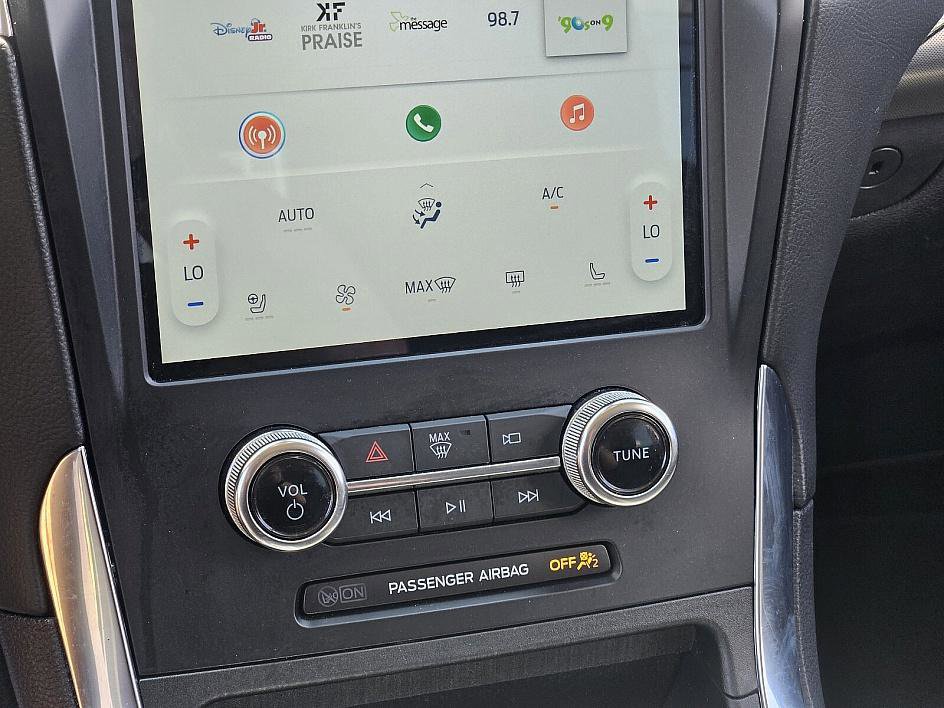 2024 Ford Edge Titanium photo 20