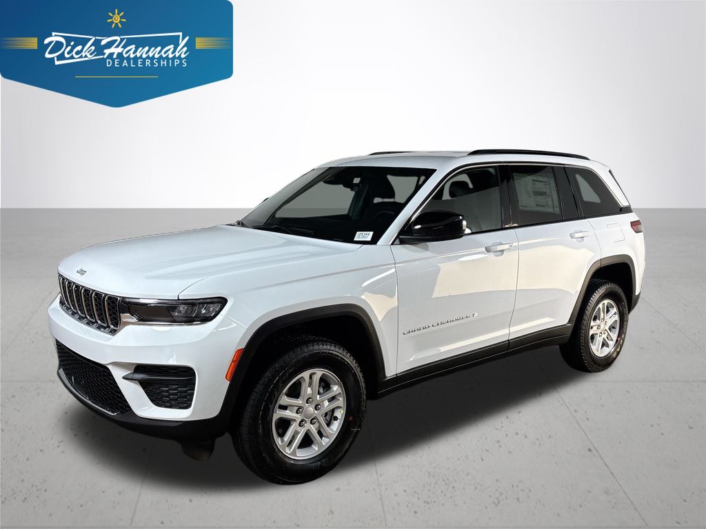 2025 Jeep Grand Cherokee Laredo's photo