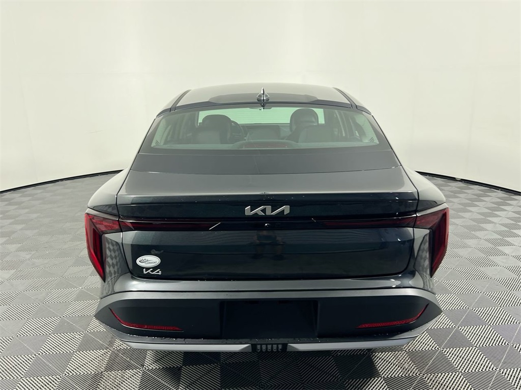 2025 Kia K4 LX photo 4