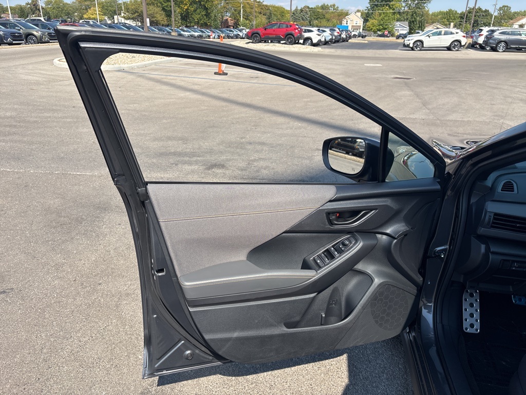 2025 Subaru Crosstrek Sport photo 17