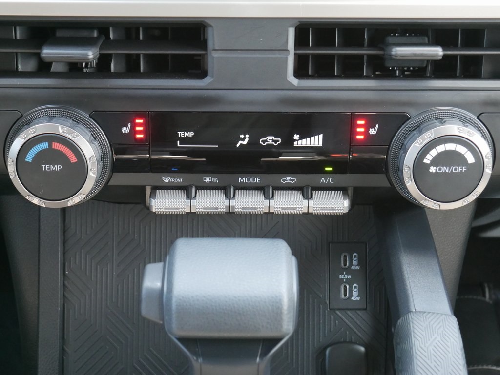 2024 Toyota Tacoma SR5 photo 17