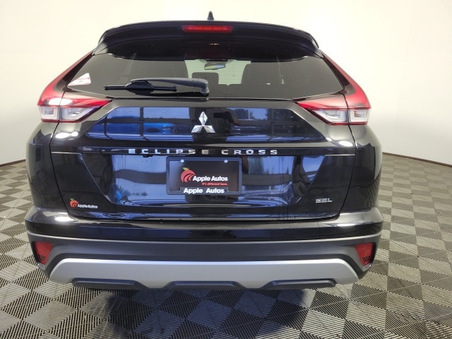 2022 Mitsubishi Eclipse Cross SEL photo 5