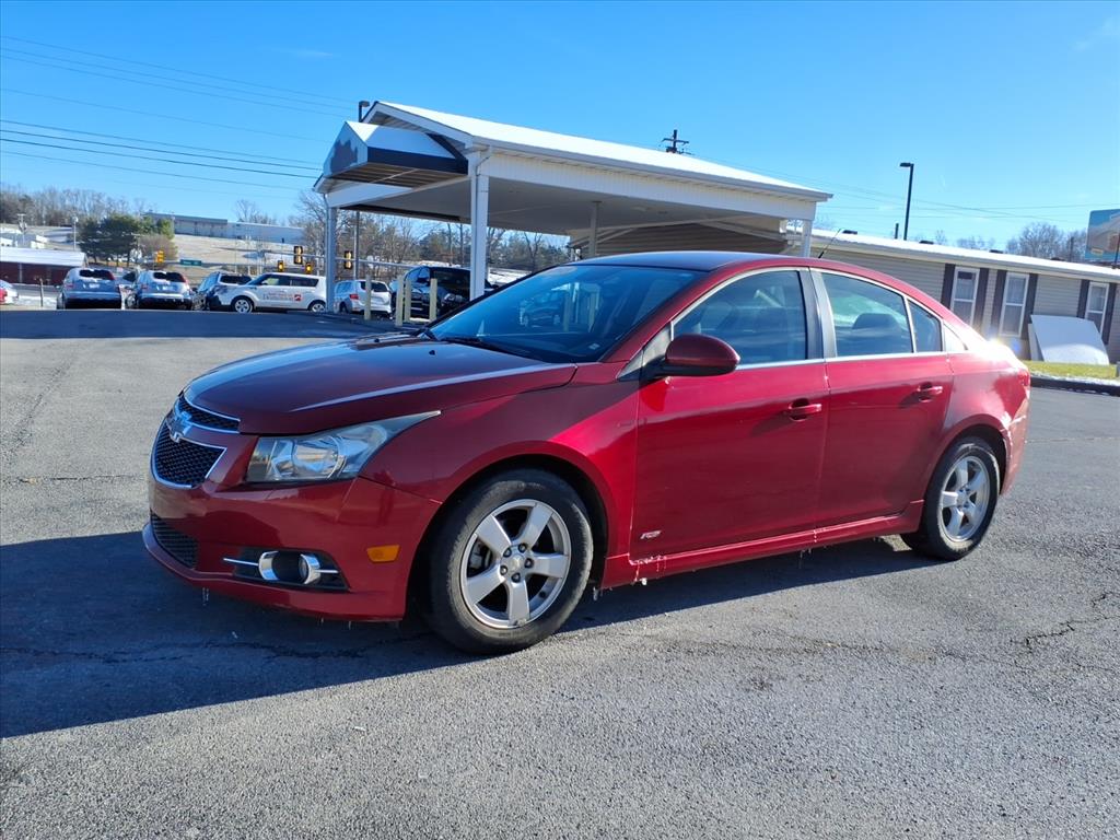 2014 Chevrolet Cruze 1LT's photo