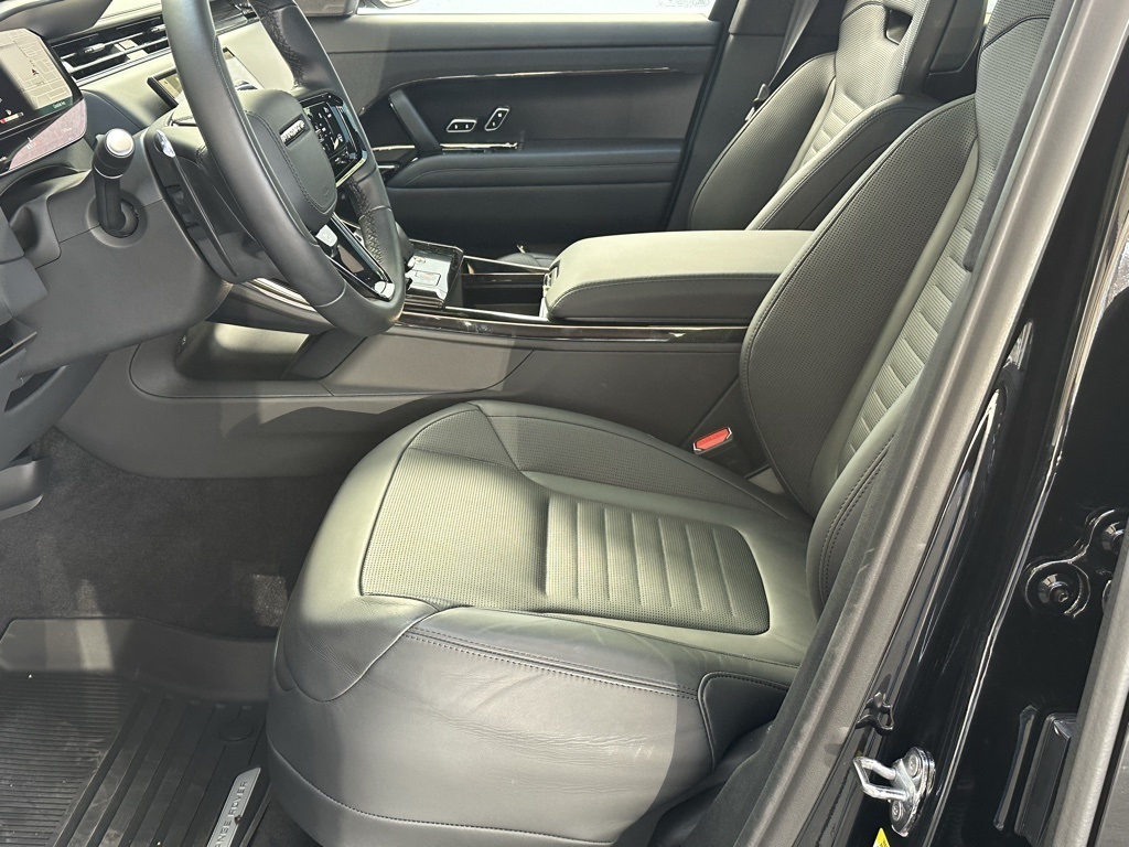 2024 Land Rover Range Rover Sport photo 11