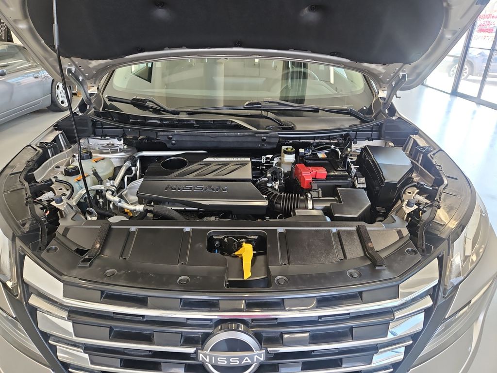 2024 Nissan Rogue Platinum photo 21