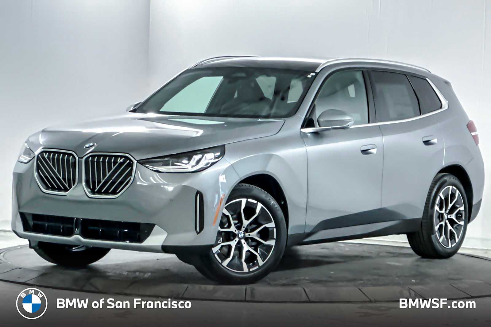 2026 BMW X3 30's photo