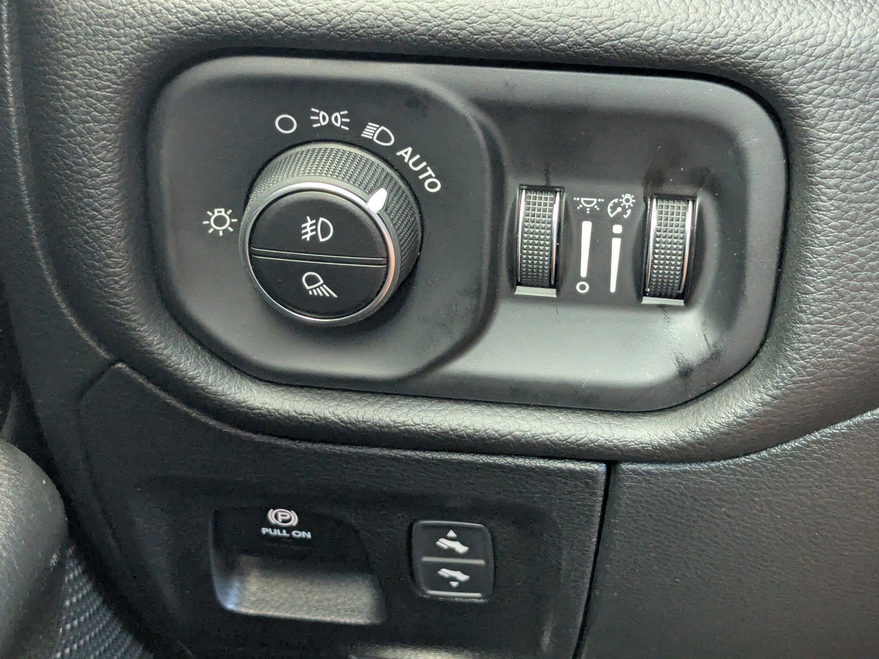 2026 Ram 1500 Big Horn photo 31