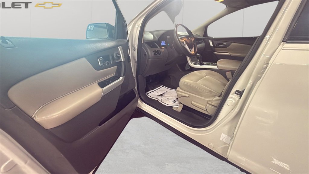 2013 Ford Edge SE photo 43