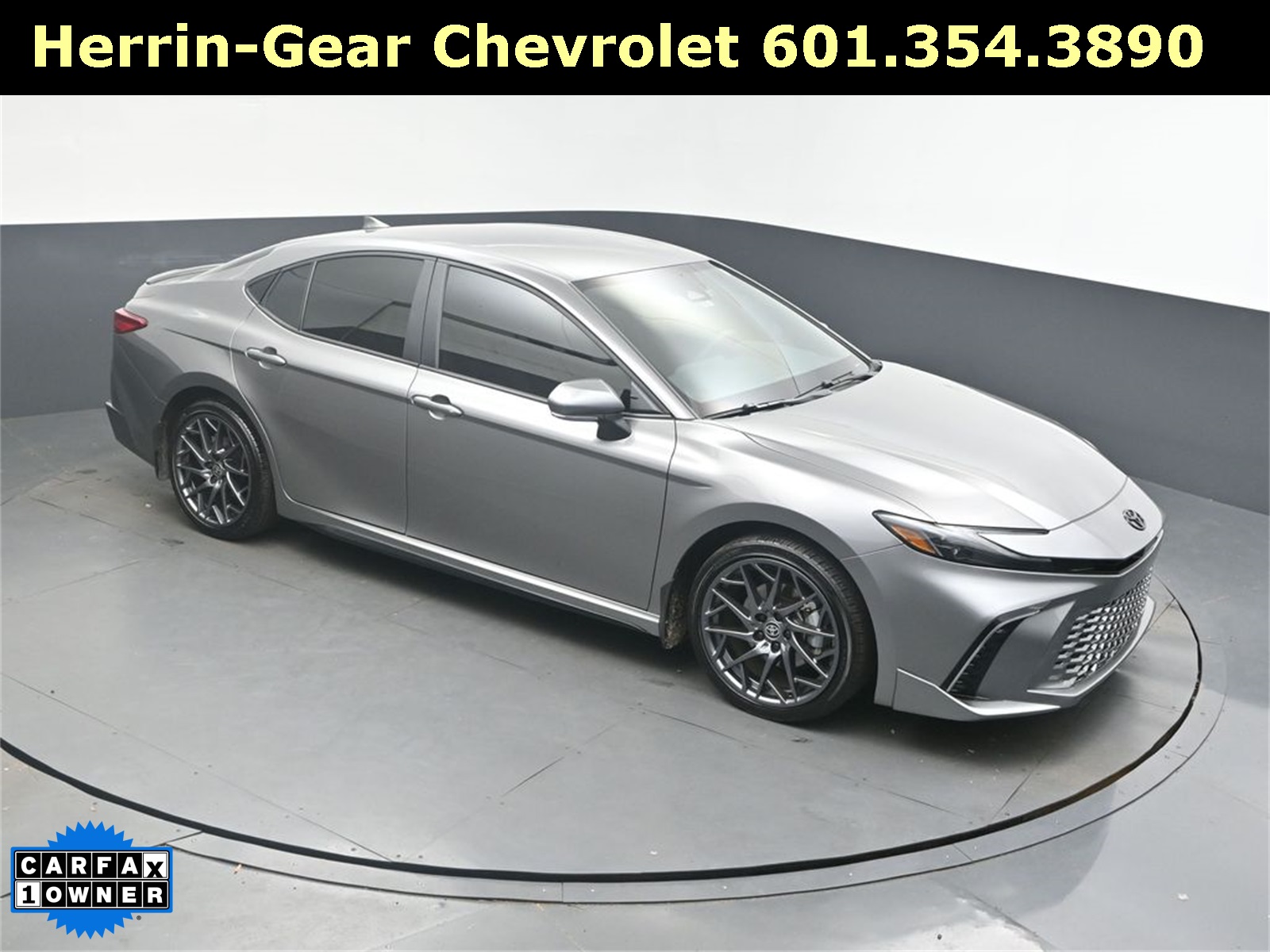 2025 Toyota Camry XSE's photo