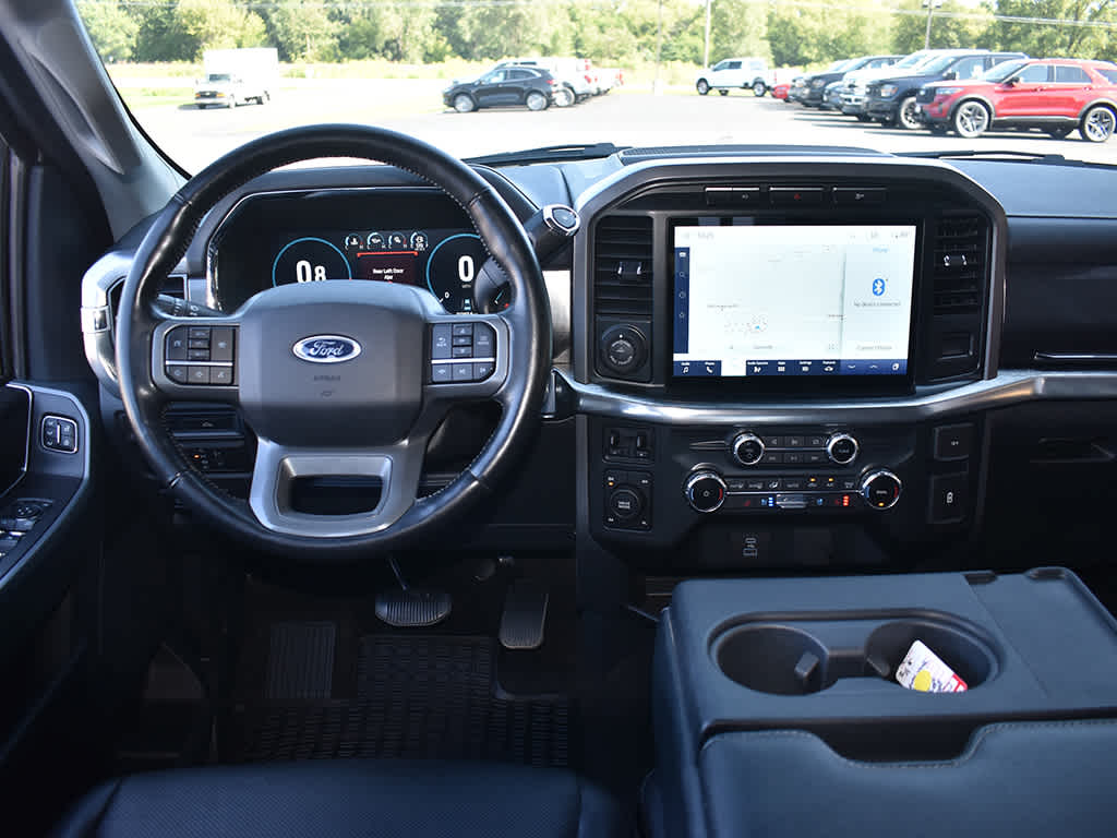 2022 Ford F-150 Lariat photo 18