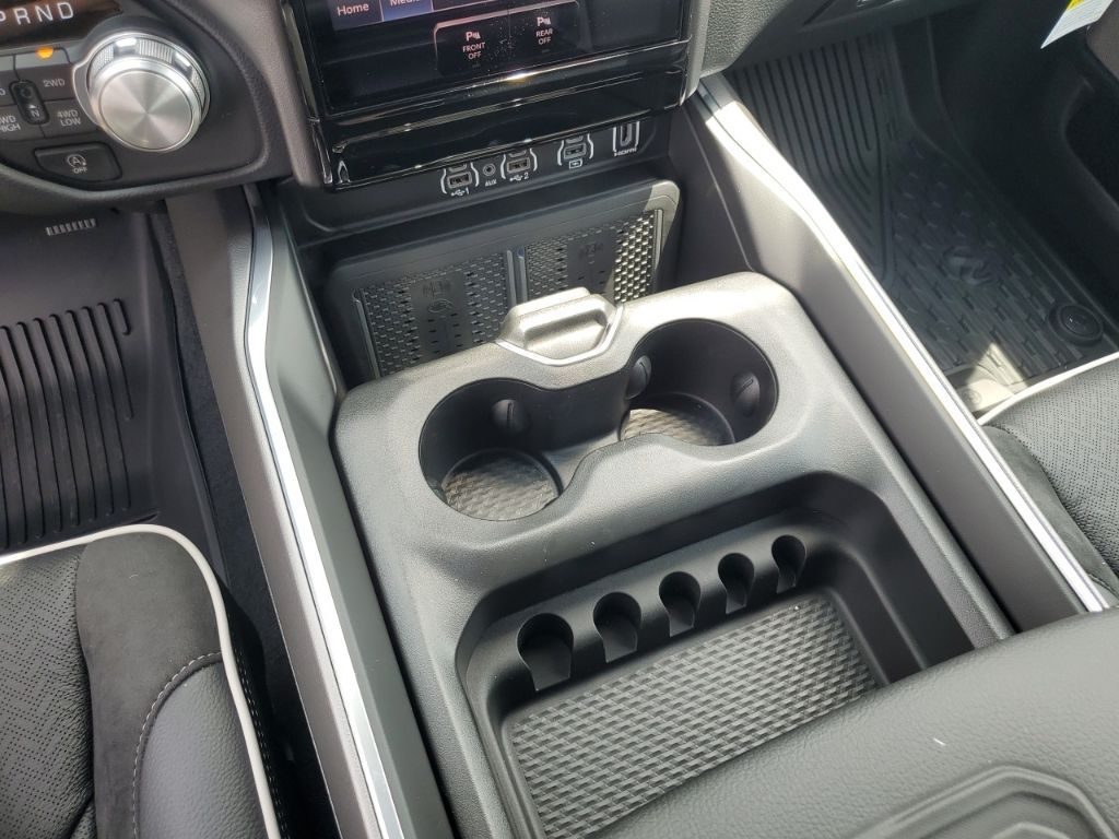 2026 Ram 1500 Laramie photo 43