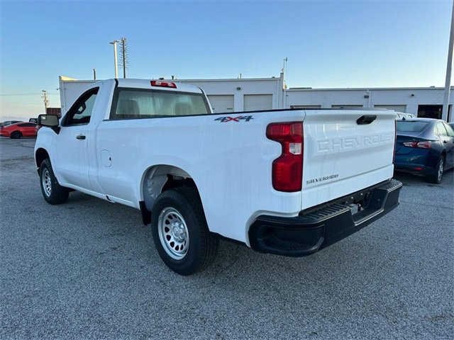 2026 Chevrolet Silverado 1500 photo 3