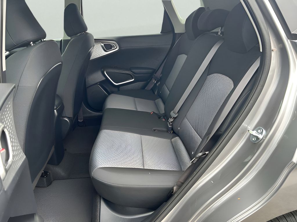 2024 Kia Soul LX photo 10