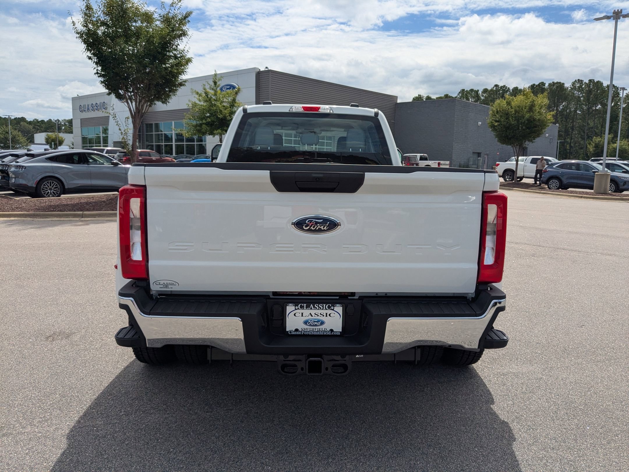 2025 Ford F-350 XL photo 8