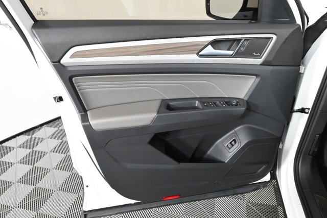 2021 Volkswagen Atlas V6 SEL Premium photo 13