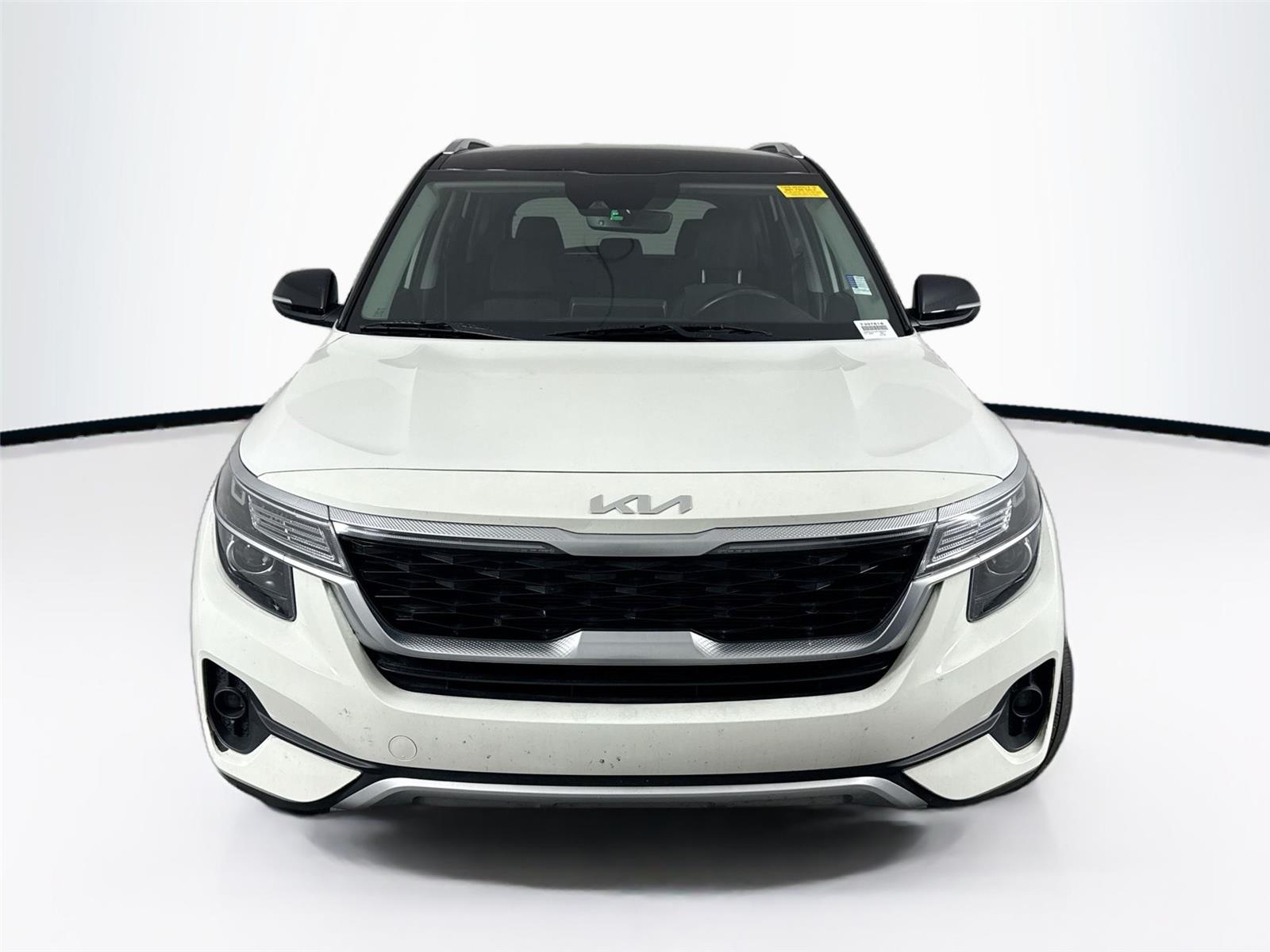 2023 Kia Seltos S photo 3
