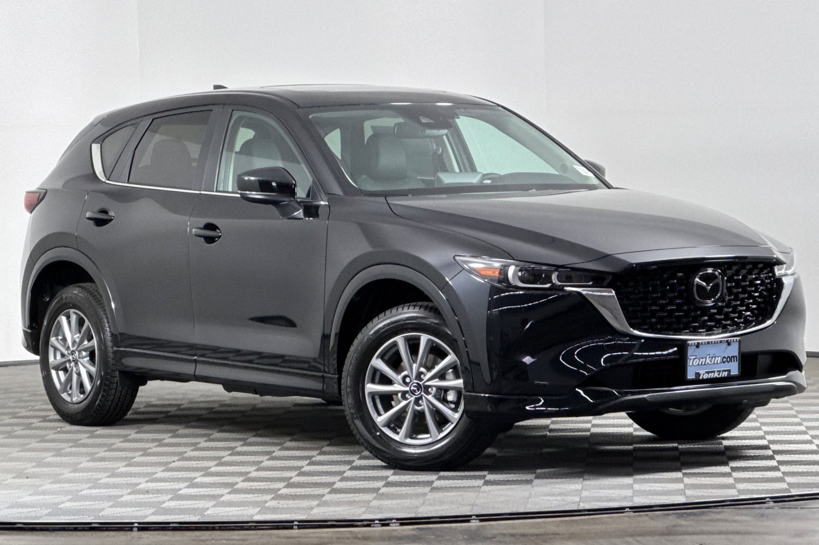 2025 Mazda CX-5 2.5 S Preferred photo 2