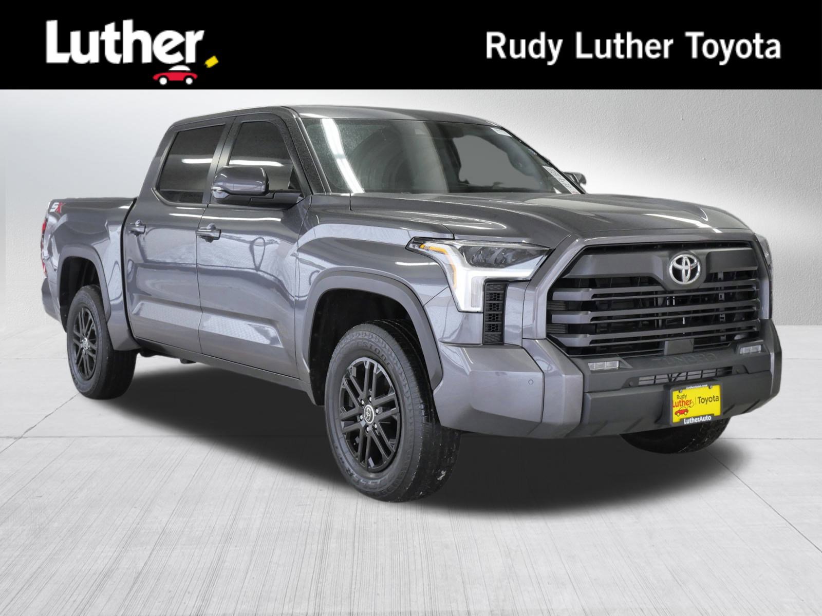 2024 Toyota Tundra SR5's photo