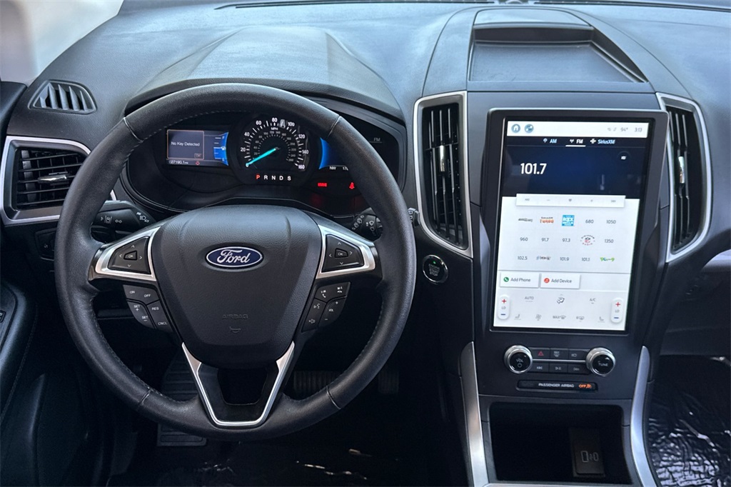 2024 Ford Edge SEL photo 13