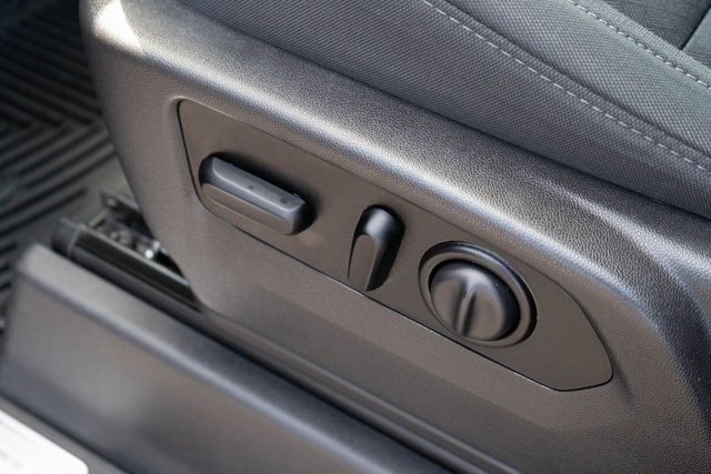 2021 Chevrolet Silverado 1500 LT photo 13