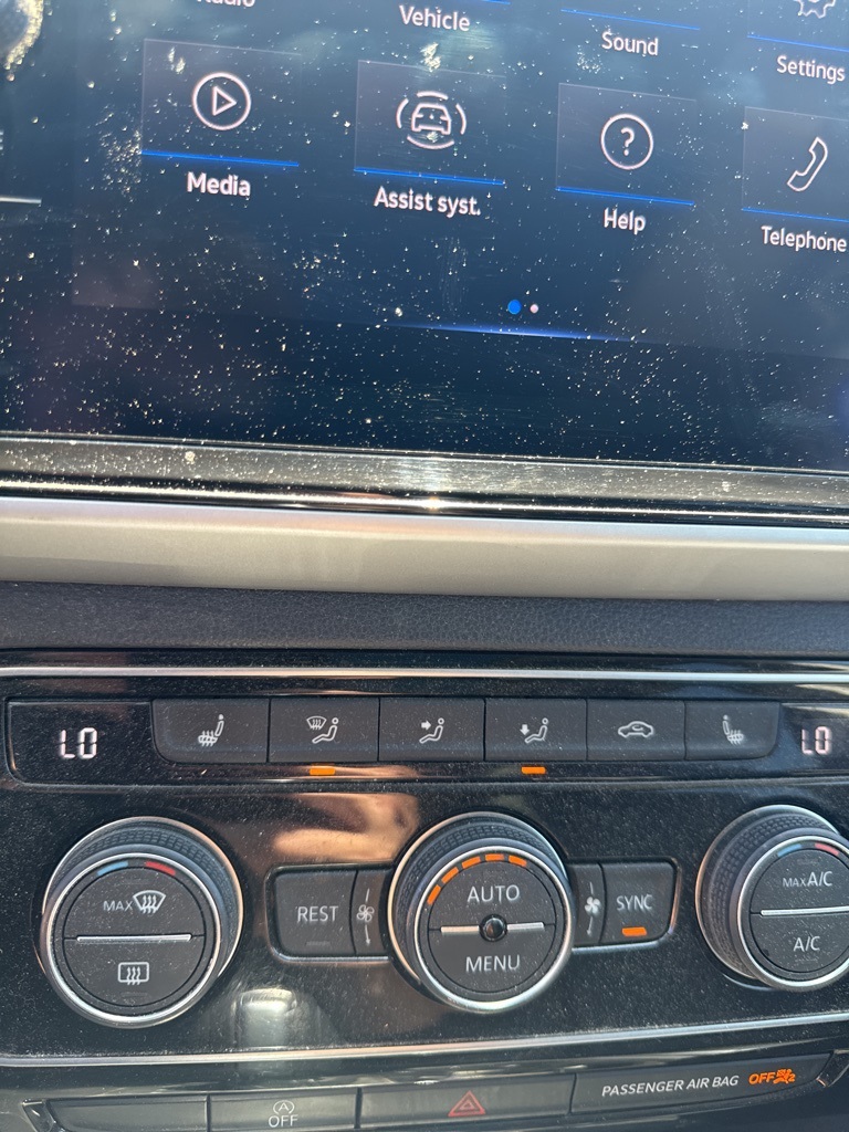2021 Volkswagen Atlas SEL photo 19