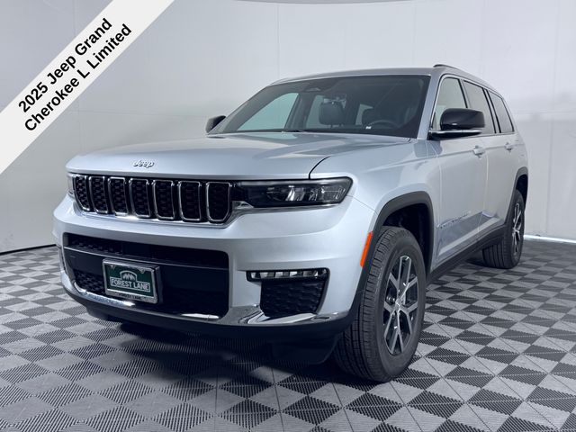 2025 Jeep Grand Cherokee Limited photo 3
