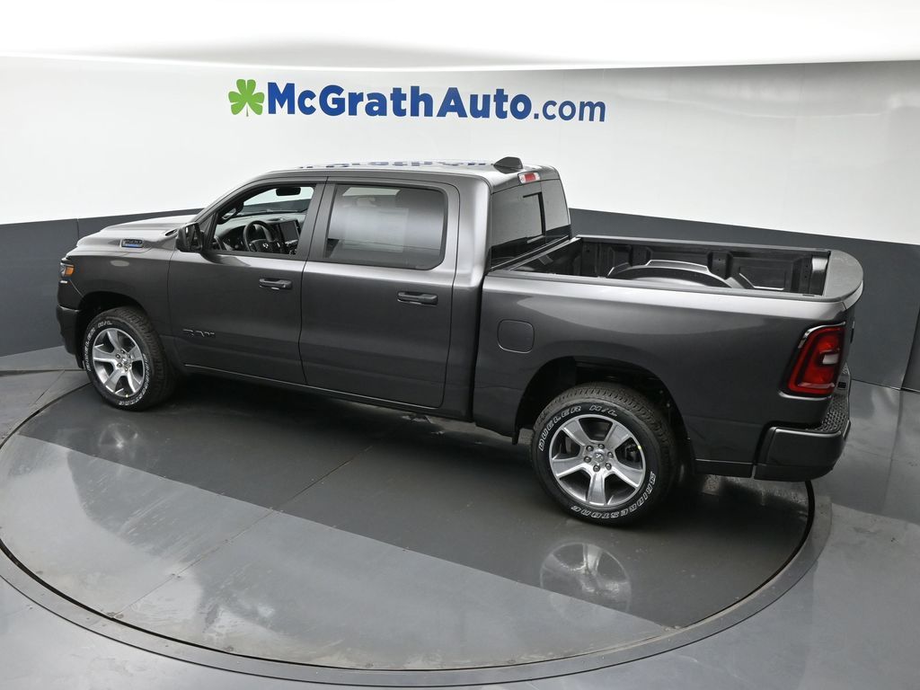 2025 Ram 1500 Tradesman photo 18