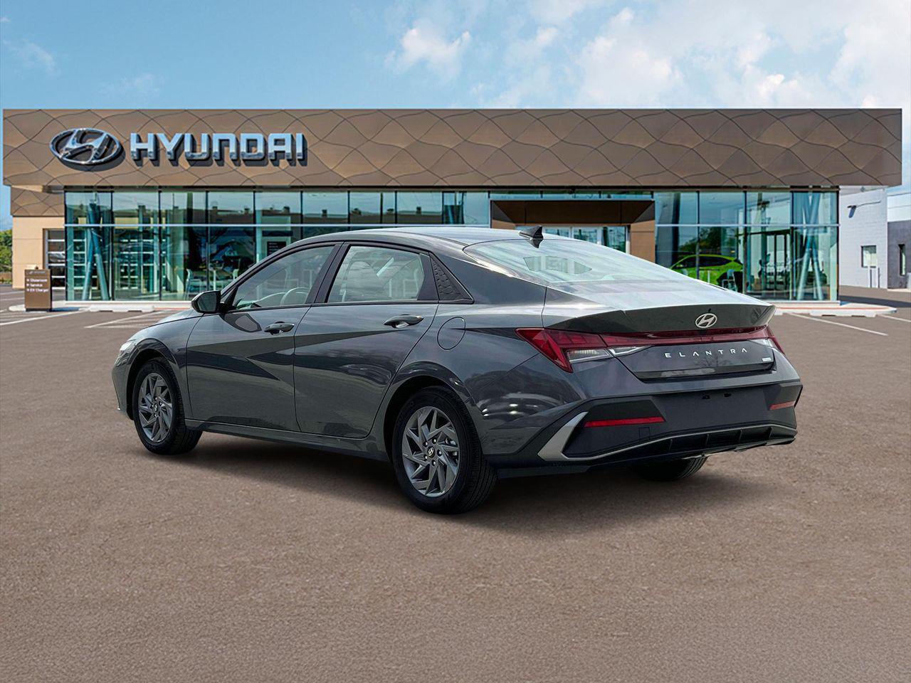 2025 Hyundai Elantra Hybrid Blue photo 5