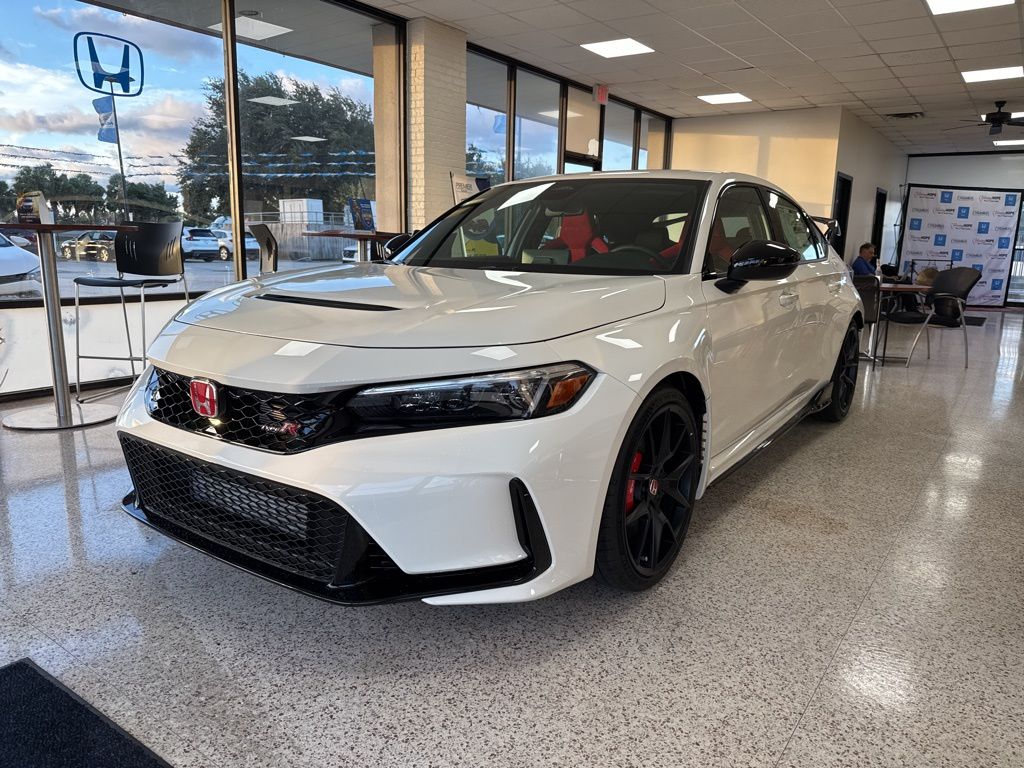 2025 Honda Civic Hatchback Type-R's photo