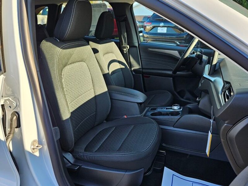 2025 Ford Escape Active photo 15