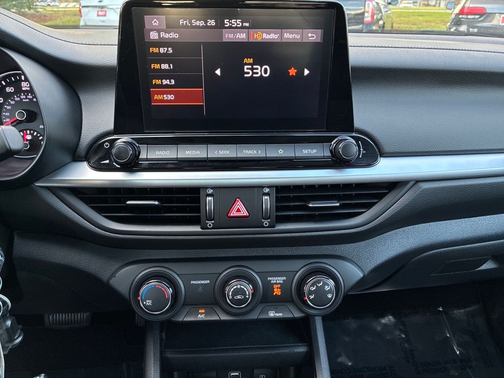 2024 Kia Forte LXS photo 18