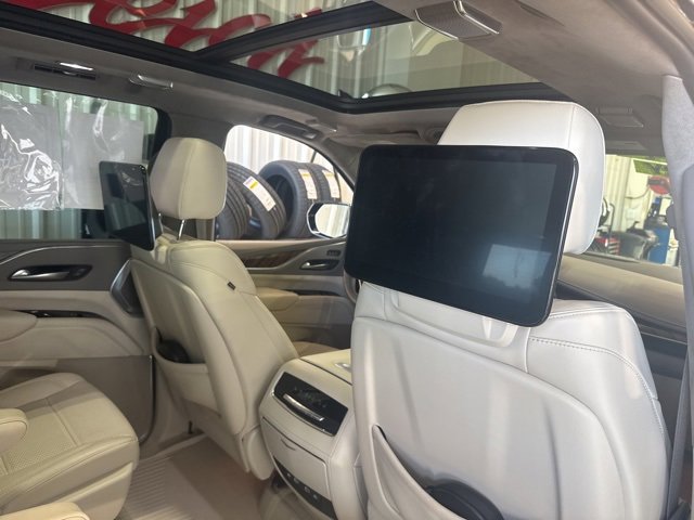 2023 Cadillac Escalade Premium Luxury Platinum photo 31