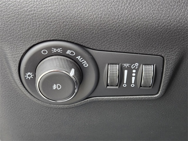 2026 Jeep Compass Latitude photo 28