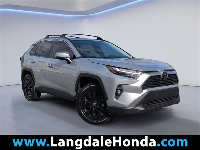 2024 Toyota RAV4 XLE Premium's photo