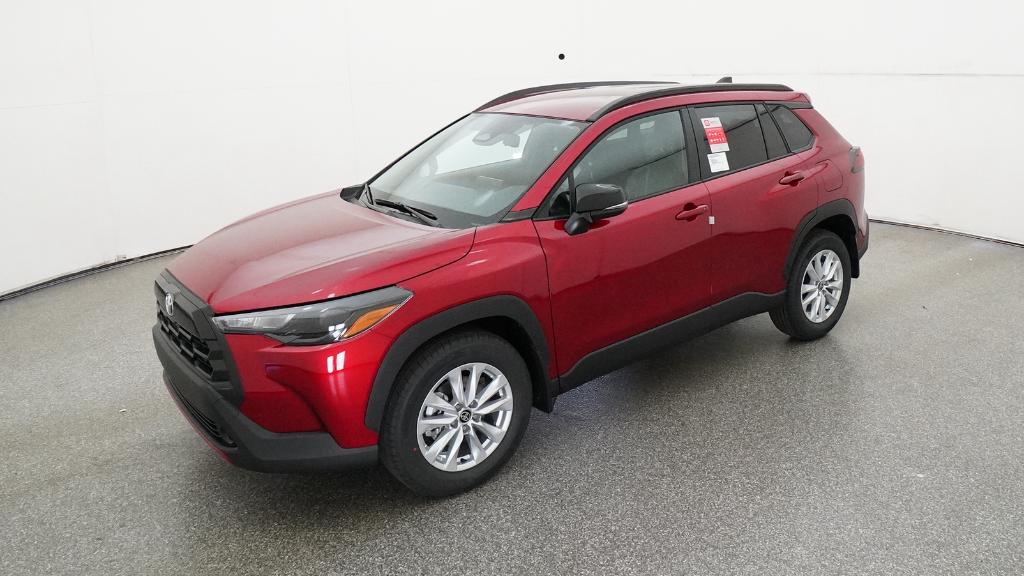 2026 Toyota Corolla Cross LE's photo