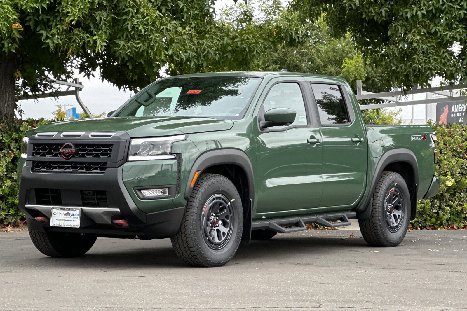 2026 Nissan Frontier PRO-X photo 8