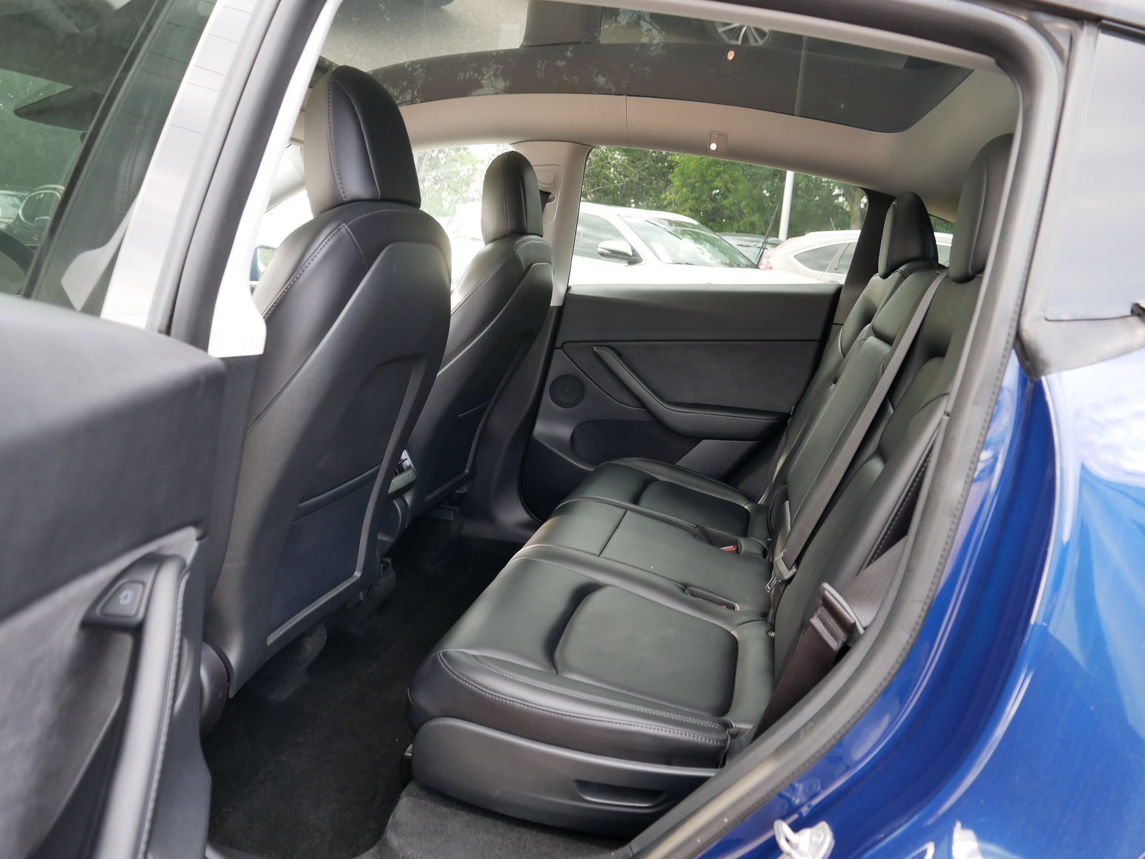 2021 Tesla Model Y Long Range photo 30